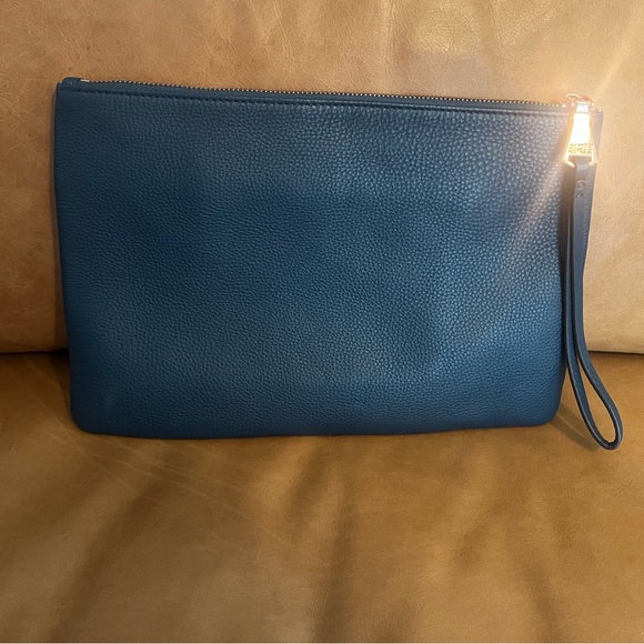 Aimee Kestenberg Pebble Leather Eye Love Pouch - Midnight Blue - Picture 4 of 7